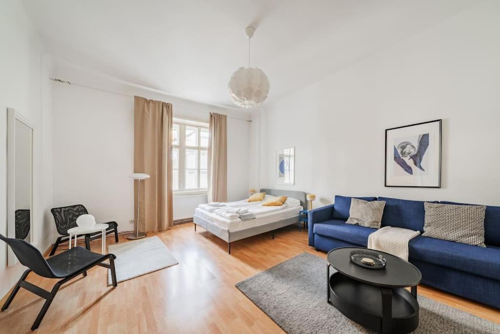 Zentrale Wohnung Fuer Entdecker Viena Exterior foto